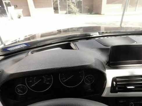 Used 2012 BMW 328i Sedan RWD image 31