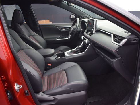 Used 2022 Toyota RAV4 XSE image 10