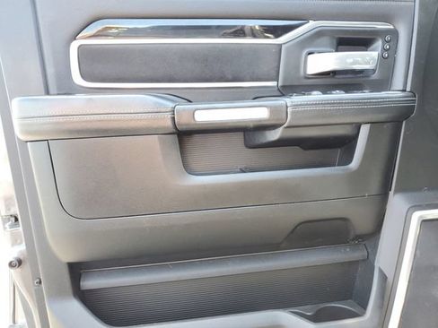 Used 2019 RAM 2500 Laramie AWD/4WD image 28