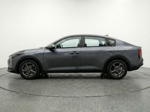 Used 2025 Kia K4 FWD image 5