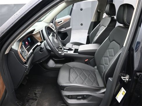 Used 2024 Volkswagen Atlas SE image 15