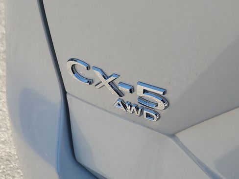 New 2025 MAZDA CX-5 Carbon Edition image 8