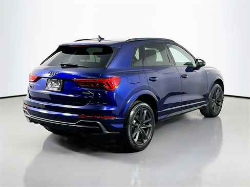 Used 2023 Audi Q3 2.0T Premium image 5