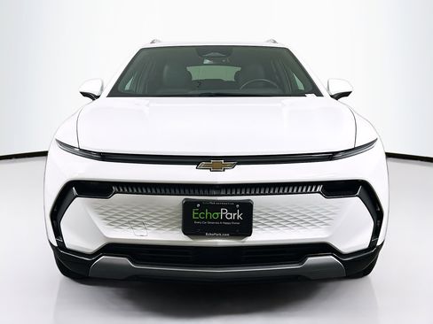 Used 2025 Chevrolet Equinox EV LT w/ Convenience Package FWD image 2