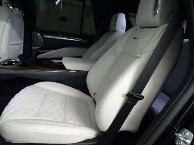 Certified 2026 Cadillac Escalade Platinum Sport AWD/4WD image 4
