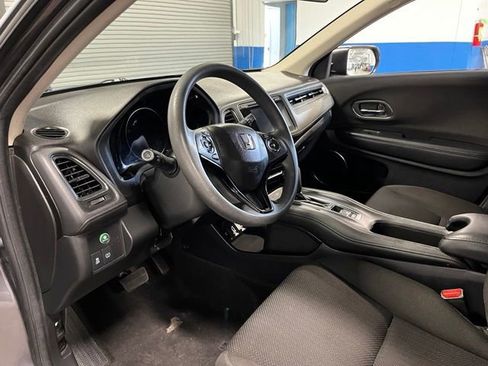 Used 2016 Honda HR-V EX image 22