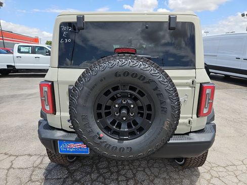 New 2026 Ford Bronco Badlands AWD/4WD image 10