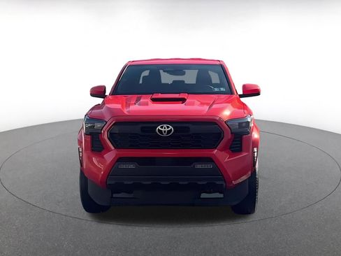 Used 2024 Toyota Tacoma TRD Sport image 4