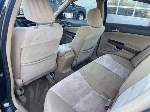 Used 2010 Honda Accord LX image 11