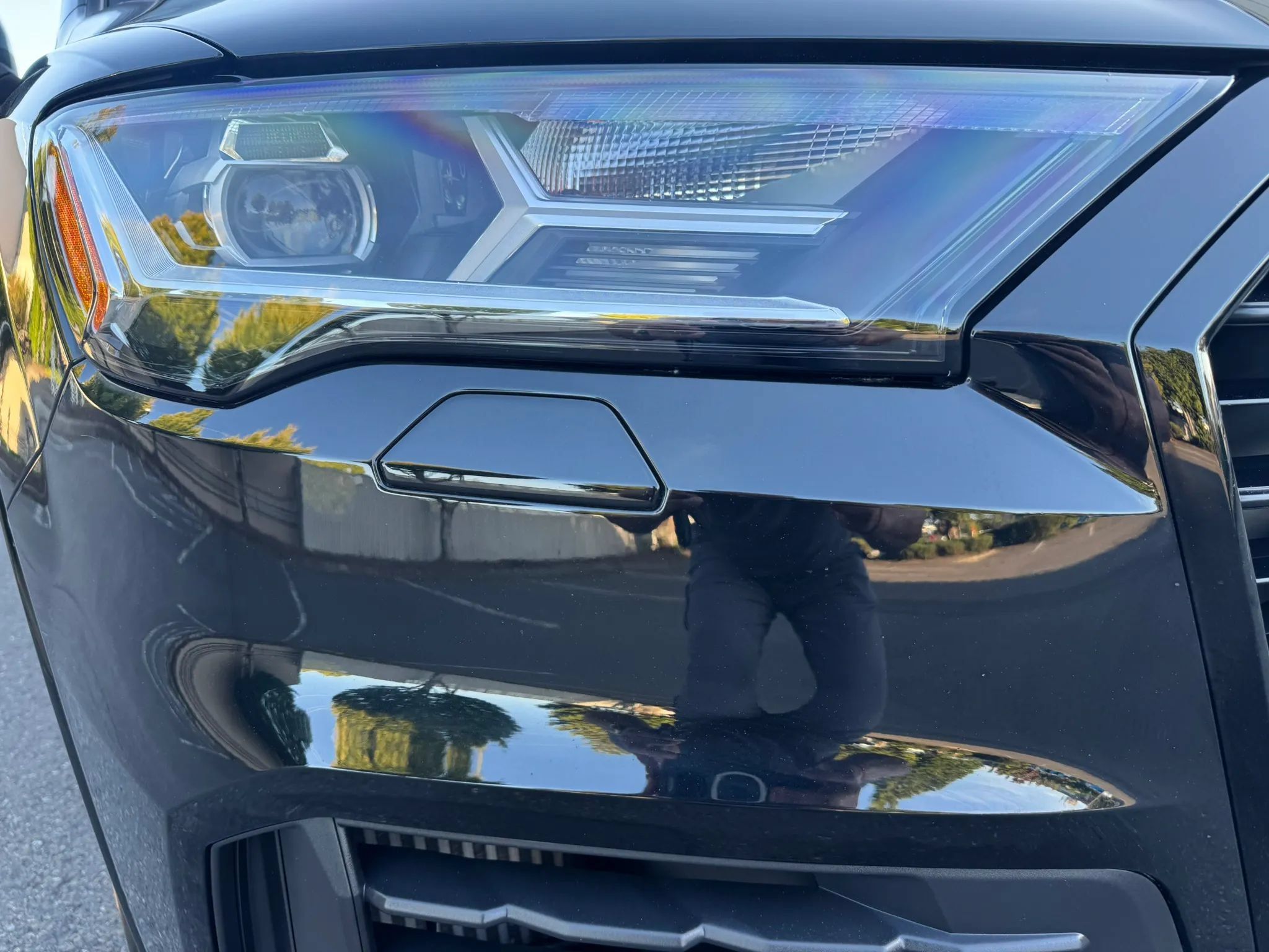 Used 2022 Audi Q7 3.0T Premium Plus w/ Premium Plus Package AWD/4WD image 15