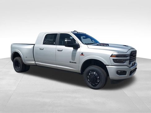 New 2026 RAM 3500 Limited AWD/4WD image 2