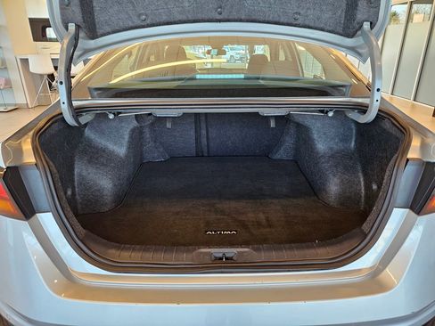 Used 2023 Nissan Altima 2.5 SV image 30