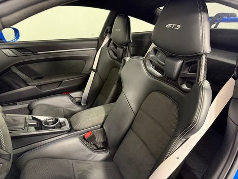 Certified 2022 Porsche 911 GT3 RWD image 5