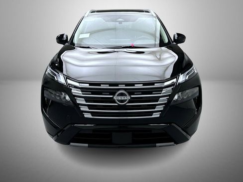 New 2026 Nissan Rogue Platinum AWD/4WD image 2