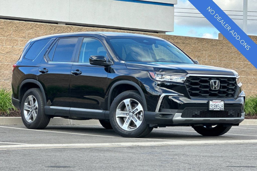 Certified 2025 Honda Pilot EX-L image 2