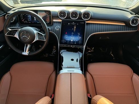 Used 2023 Mercedes-Benz C 300 4MATIC Sedan image 6