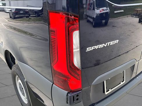 New 2025 Mercedes-Benz Sprinter 2500 image 6