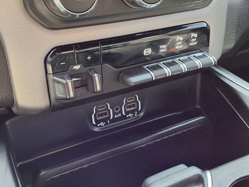 Used 2024 RAM 2500 Big Horn w/ Off Road Package image 14