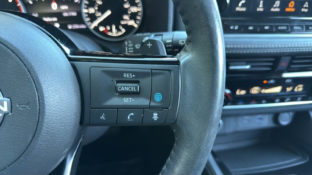 Used 2023 Nissan Rogue SL w/ SL Premium Package AWD/4WD image 24
