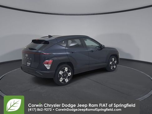 Used 2025 Hyundai Kona SEL image 15