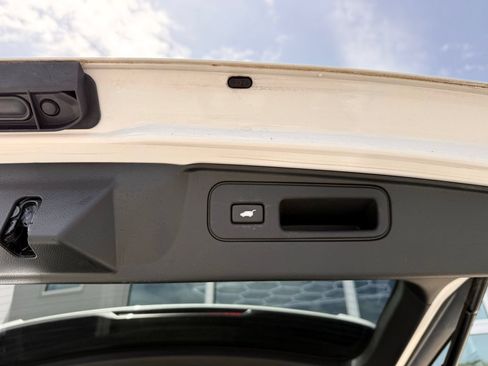 Used 2023 Honda Passport EX-L image 38
