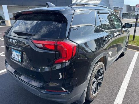 Used 2021 GMC Terrain SLT w/ Infotainment Package II AWD/4WD image 3