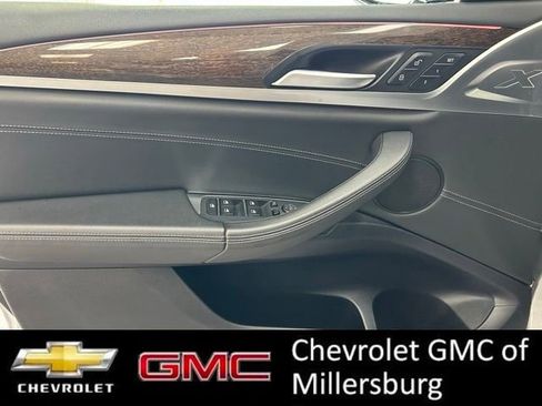 Used 2019 BMW X3 xDrive30i w/ Premium Package AWD/4WD image 12
