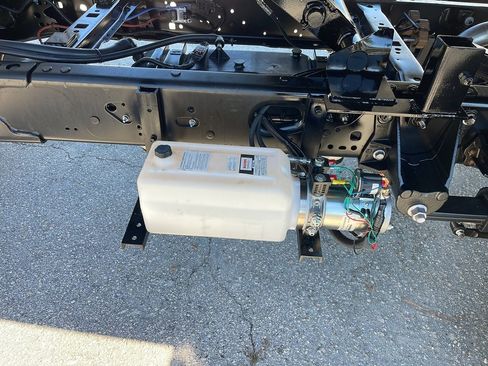 New 2026 Ford F550 XL 4WD Reading 12' Landscape D image 14