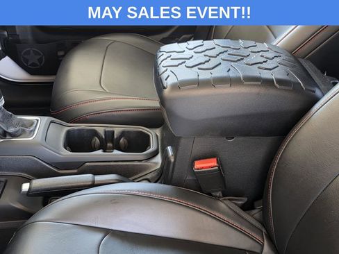Used 2021 Jeep Gladiator Sport AWD/4WD image 9