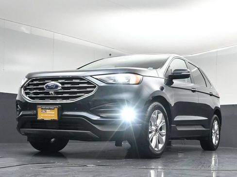 Certified 2023 Ford Edge Titanium w/ Equipment Group 301A AWD/4WD image 40