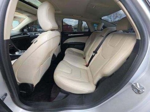 Used 2018 Ford Fusion Titanium image 10