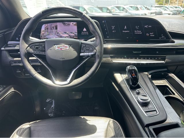 Certified 2022 Cadillac Escalade ESV Sport AWD/4WD image 24