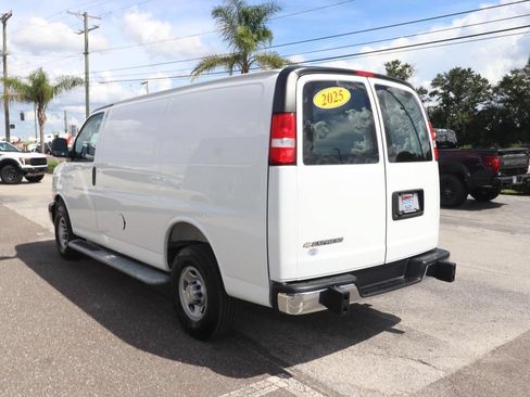 Used 2025 Chevrolet Express 2500 w/ Driver Convenience Package RWD image 10