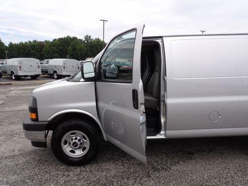 Used 2023 GMC Savana 2500 w/ Driver Convenience Package RWD image 13