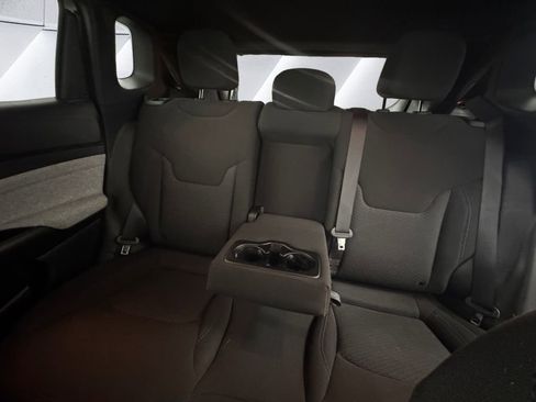 Used 2023 Jeep Compass Sport image 18