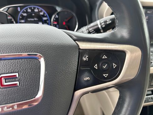 Used 2023 GMC Acadia Denali AWD/4WD image 20