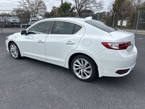 Used 2016 Acura ILX image 3