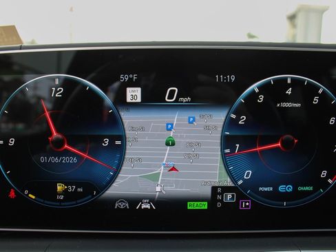 Used 2021 Mercedes-Benz GLS 63 AMG 4MATIC image 32