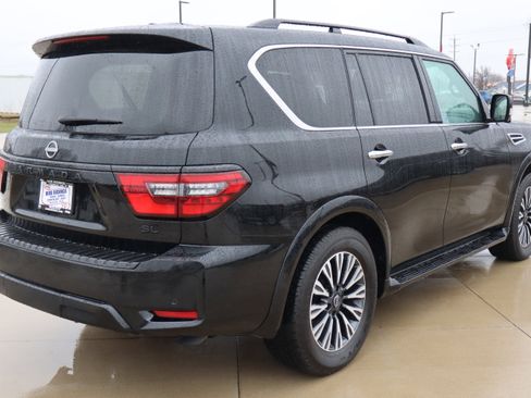 Used 2024 Nissan Armada SL w/ Midnight Edition Package AWD/4WD image 6