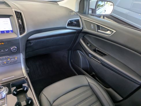Certified 2020 Ford Edge SEL w/ Convenience Package FWD image 17