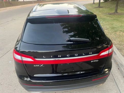 Used 2016 Lincoln MKX Reserve w/ Driver Assistance Package image 8