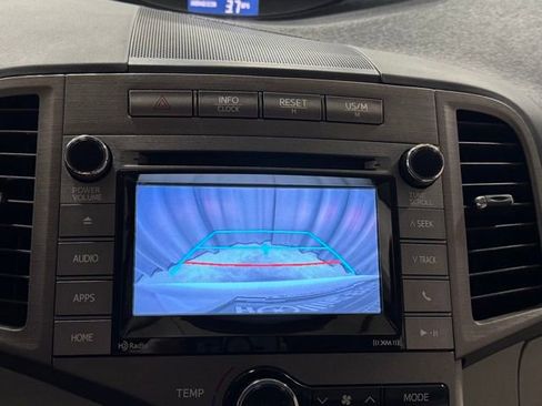 Used 2015 Toyota Venza LE image 26