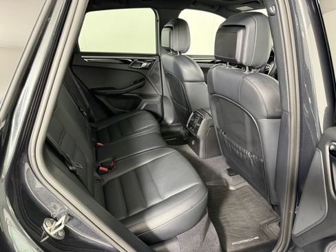 Used 2023 Porsche Macan AWD/4WD image 21
