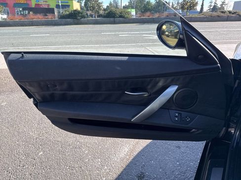 Used 2007 BMW Z4 3.0si image 18