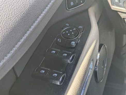 Used 2021 Ford Expedition Max XLT image 23