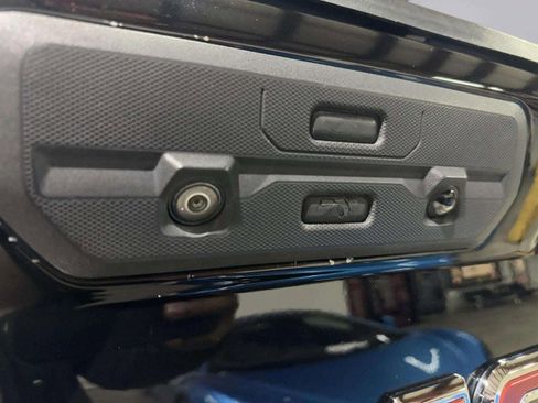 Used 2021 GMC Sierra 1500 Denali w/ Technology Package image 20