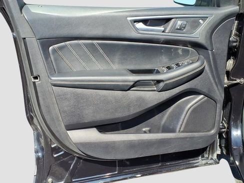 Used 2019 Ford Edge ST AWD/4WD image 12