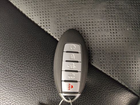 Used 2023 Nissan Altima 2.5 SL FWD image 32