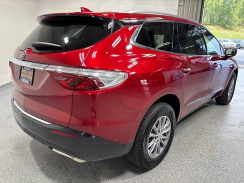 Used 2023 Buick Enclave Essence AWD/4WD image 7