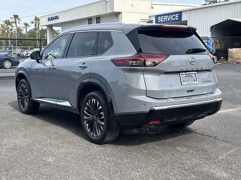 Used 2024 Nissan Rogue Platinum w/ Platinum Premium Package FWD image 4